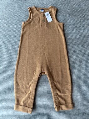 Old Navy Ribbed Romper 6-12M NWT Neutral Sleeveless Jumpsuit Minimalist
